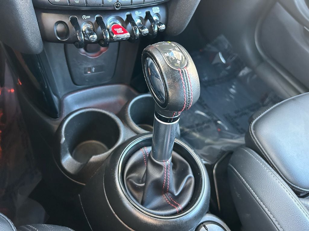 2019 MINI Convertible S - Photo 19