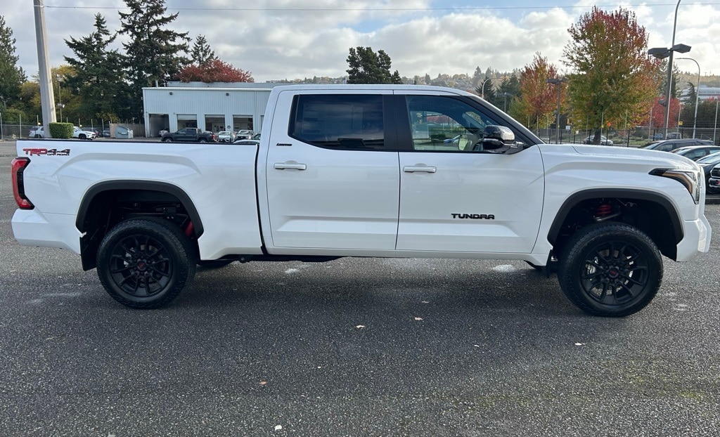 New 2026 Toyota Tundra Limited LIMITED CREWMAX 6.5