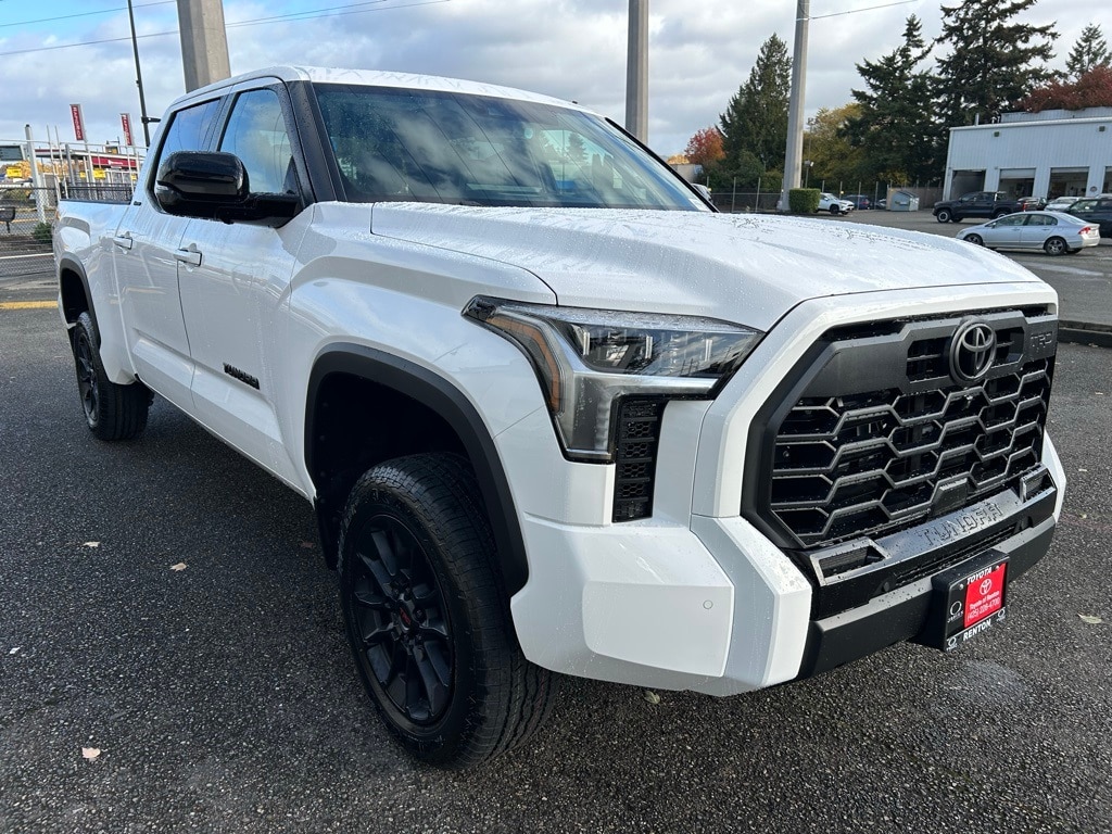 New 2026 Toyota Tundra Limited LIMITED CREWMAX 6.5