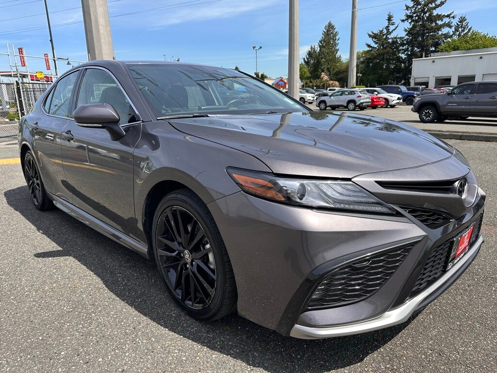 2024 Toyota Camry XSE photo 3