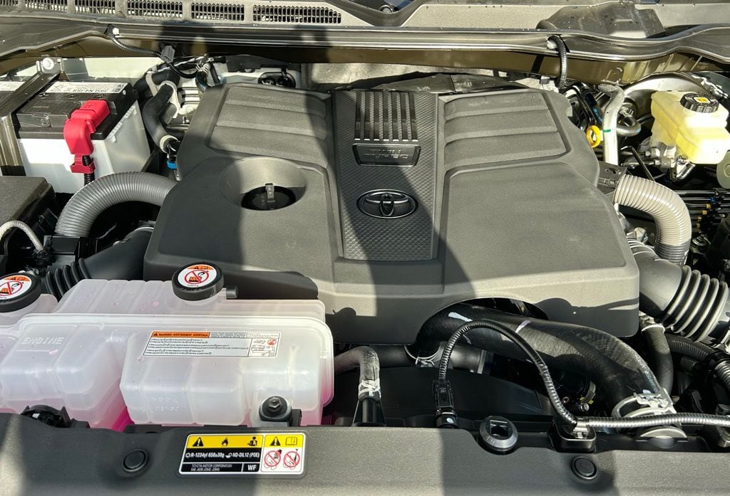 2026 Toyota Tundra SR5 - Photo 23