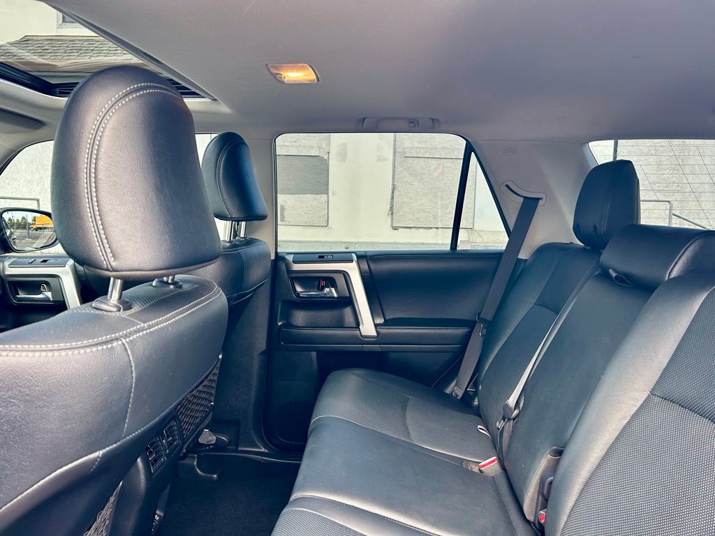 2022 Toyota 4Runner Limited - Photo 12