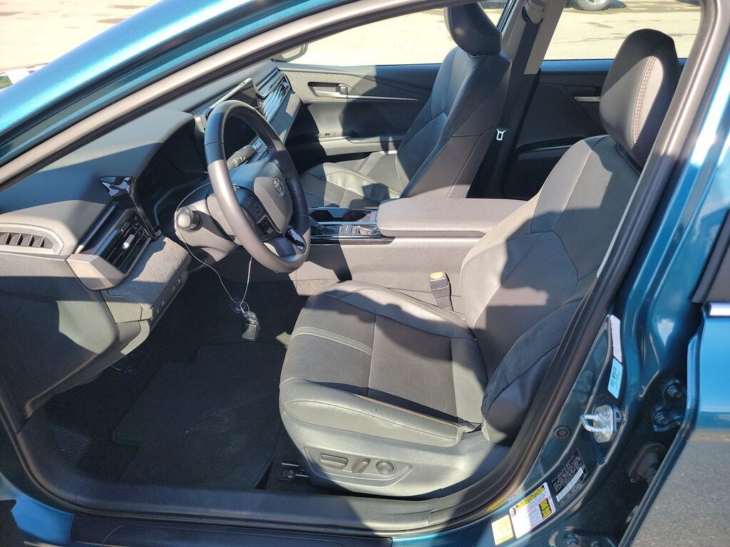 Used 2025 Toyota Camry XLE Sedan