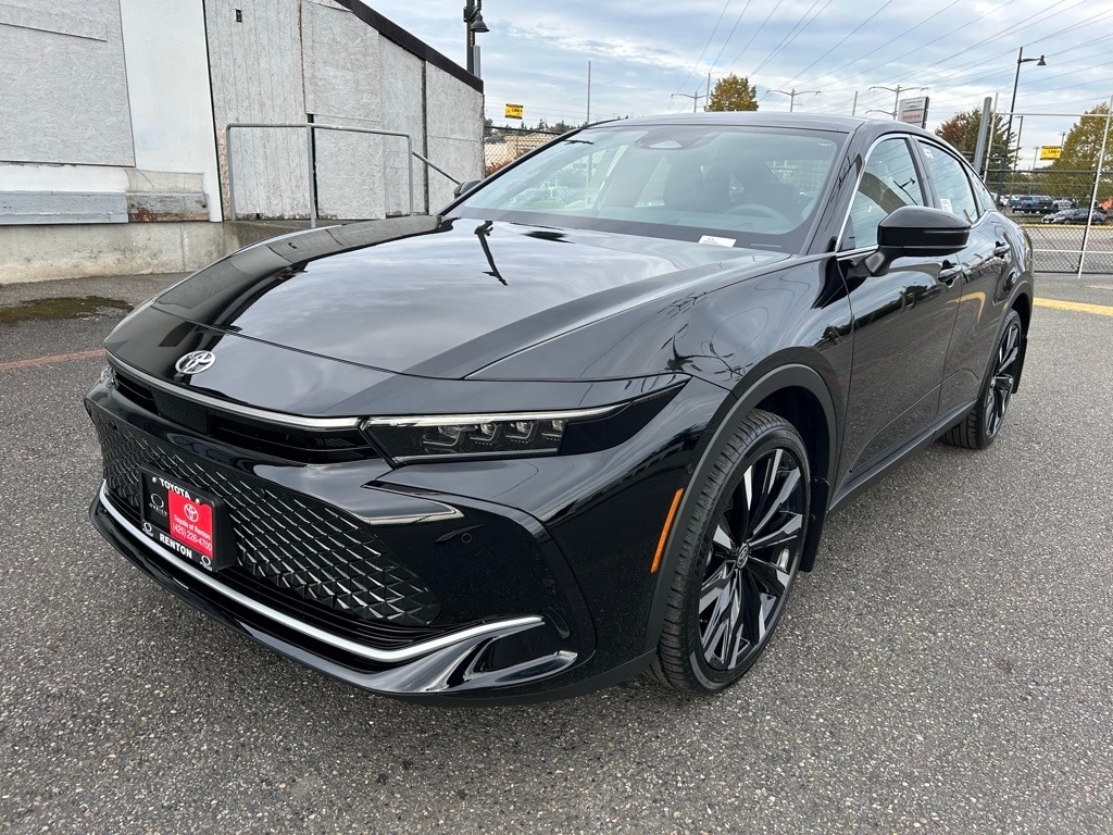 New 2026 Toyota Crown Platinum PLATINUM
