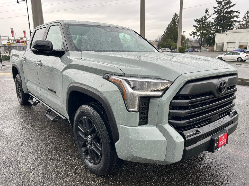 New 2026 Toyota Tundra Limited LIMITED CREWMAX 5.5
