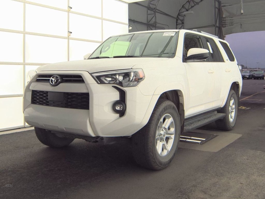 2024 Toyota 4Runner SR5's photo