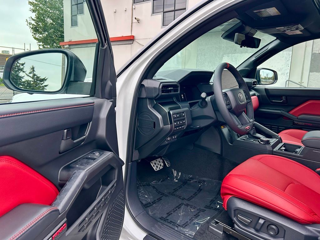 2026 Toyota Tacoma TRD Pro - Photo 9