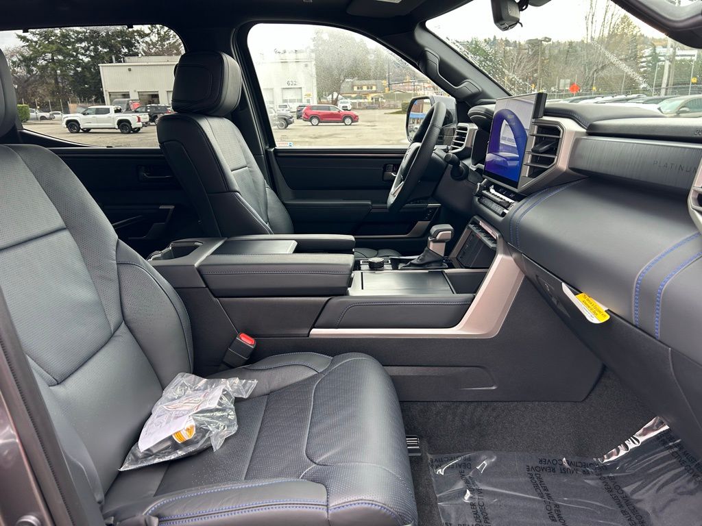 2026 Toyota Tundra Platinum - Photo 16