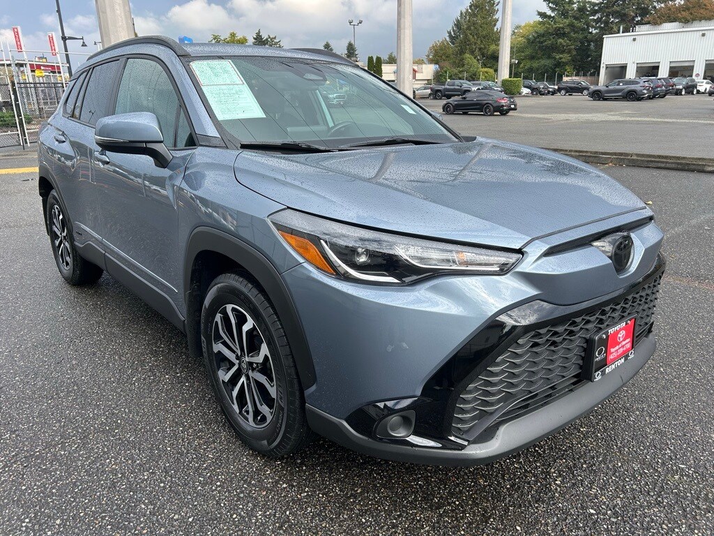 2024 Toyota Corolla Hybrid SE photo 3