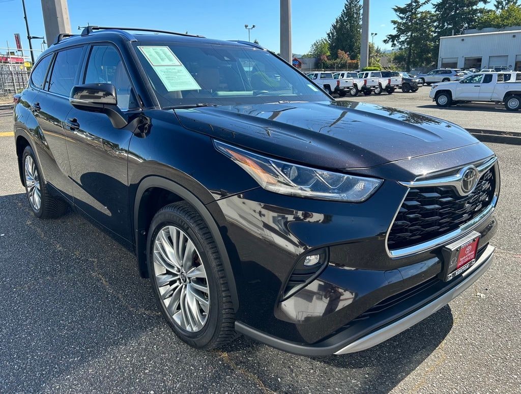 Used 2021 Toyota Highlander Platinum SUV