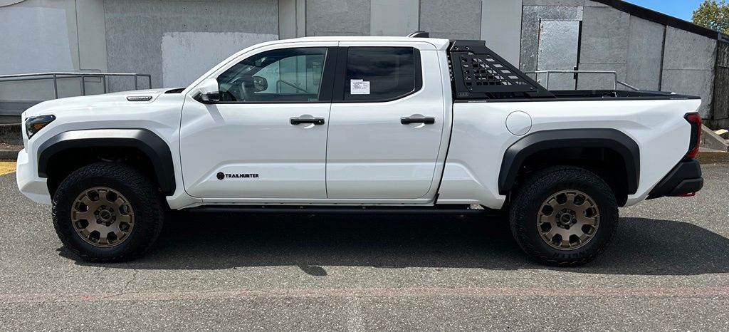 2026 Toyota Tacoma Trailhunter - Photo 8