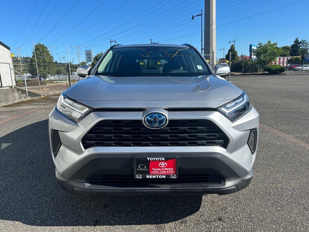 2023 Toyota RAV4 Hybrid LE photo 2