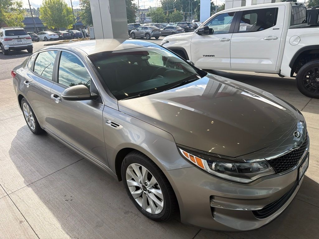 Used 2018 Kia Optima LX Sedan