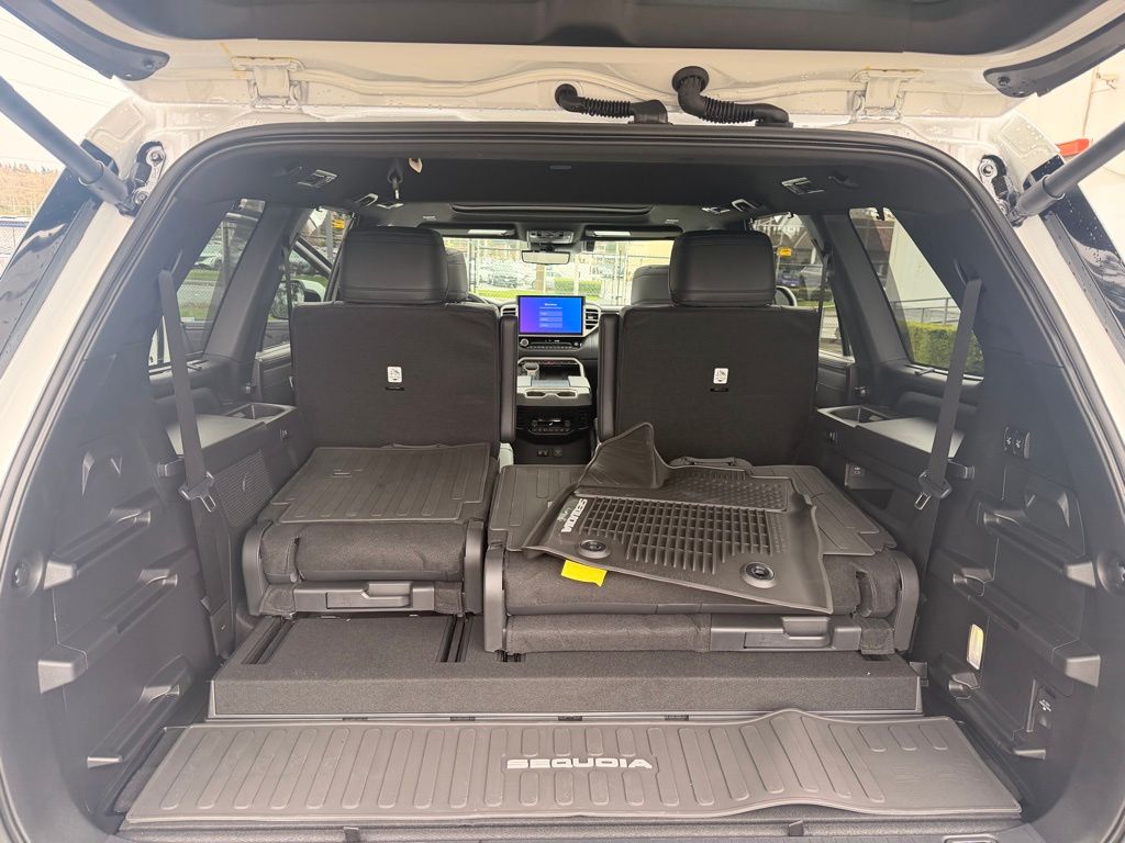2026 Toyota Sequoia Platinum - Photo 17
