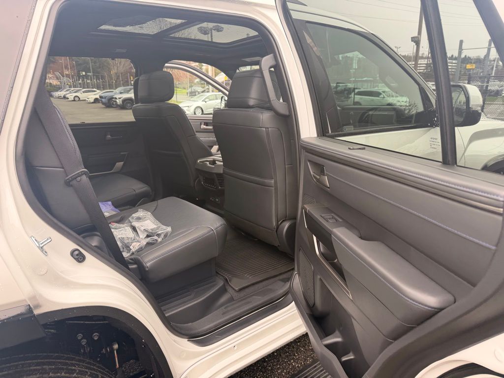 2026 Toyota Sequoia Platinum - Photo 13