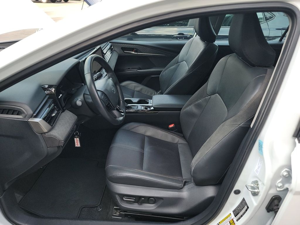 Used 2025 Toyota Camry XLE Sedan
