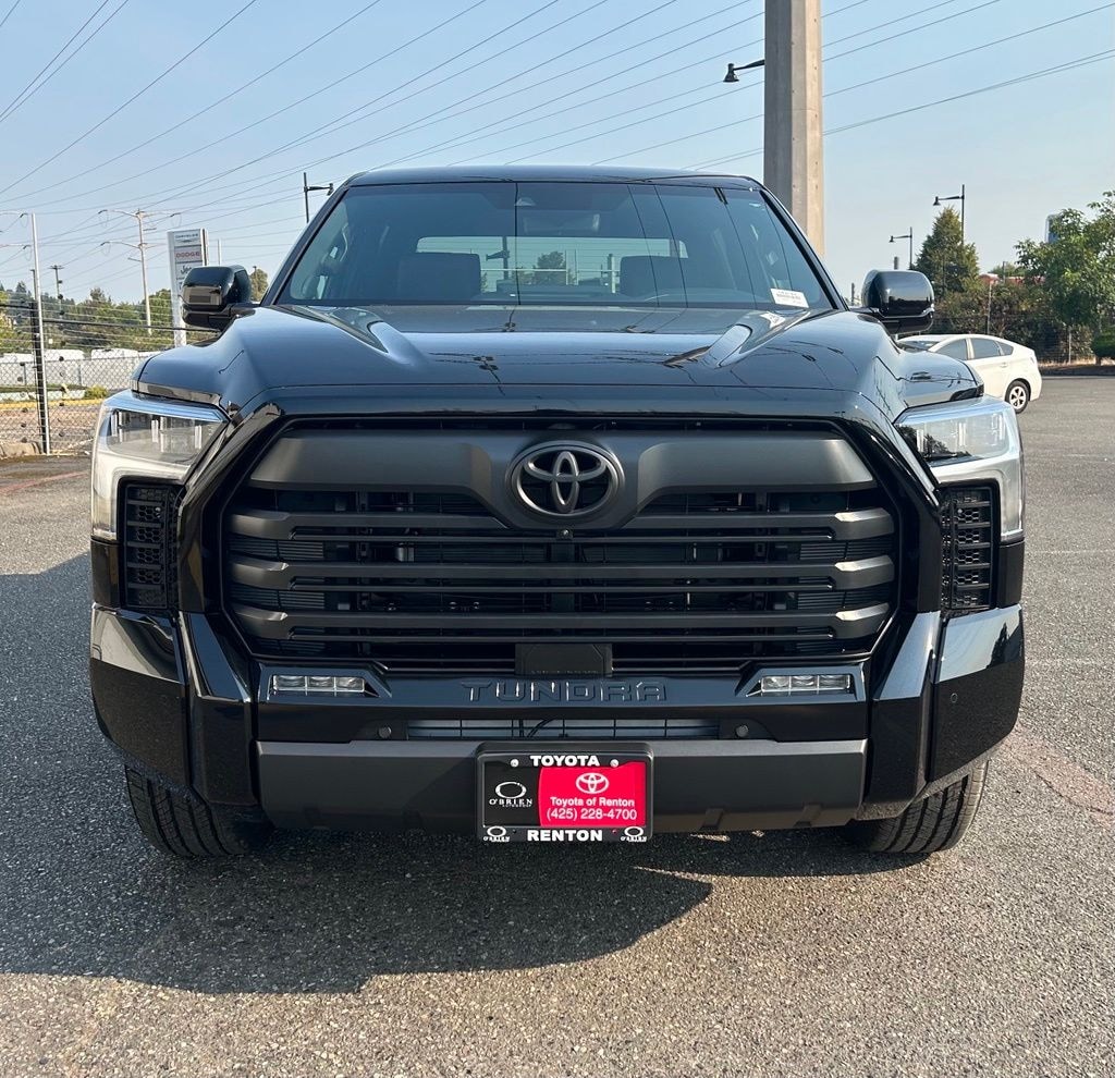 New 2026 Toyota Tundra Limited LIMITED CREWMAX 5.5