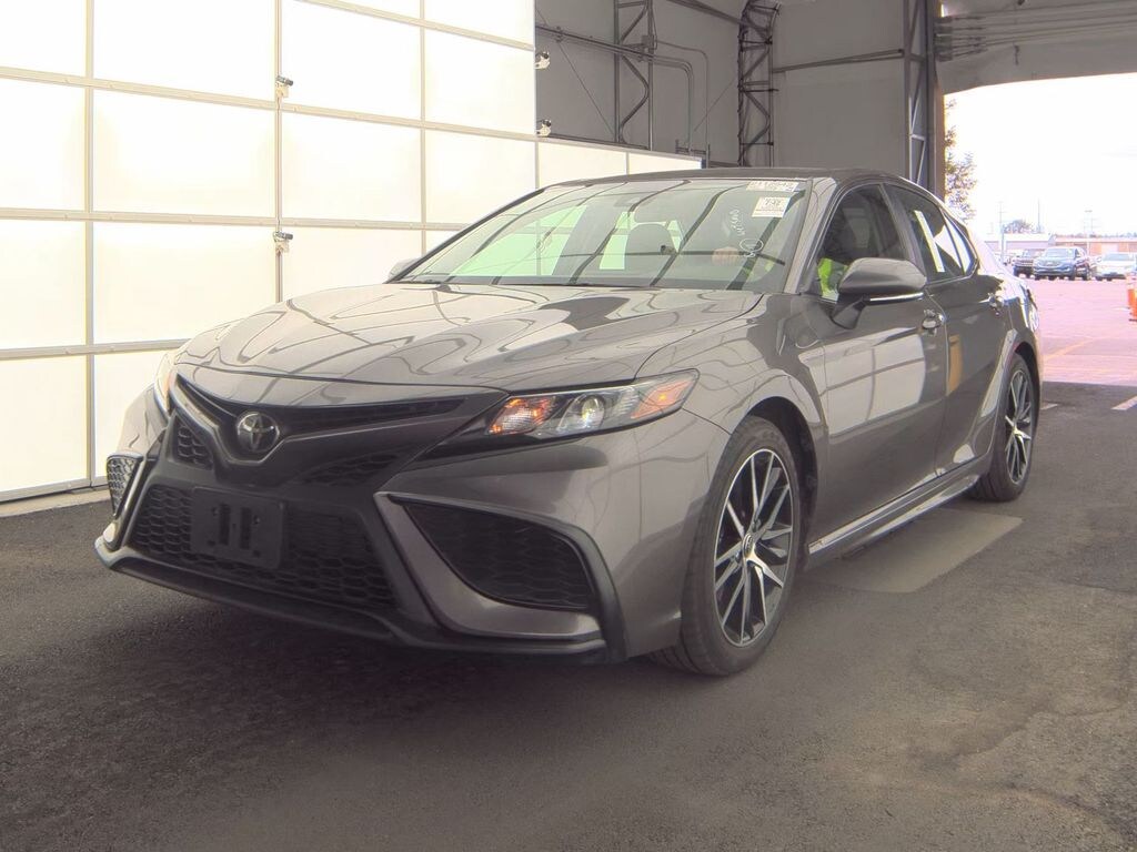 Used 2024 Toyota Camry SE Sedan