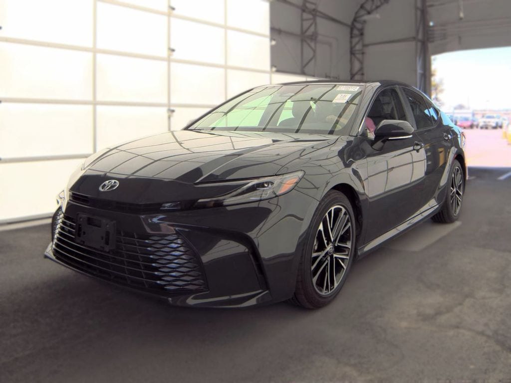 Used 2025 Toyota Camry XLE Sedan