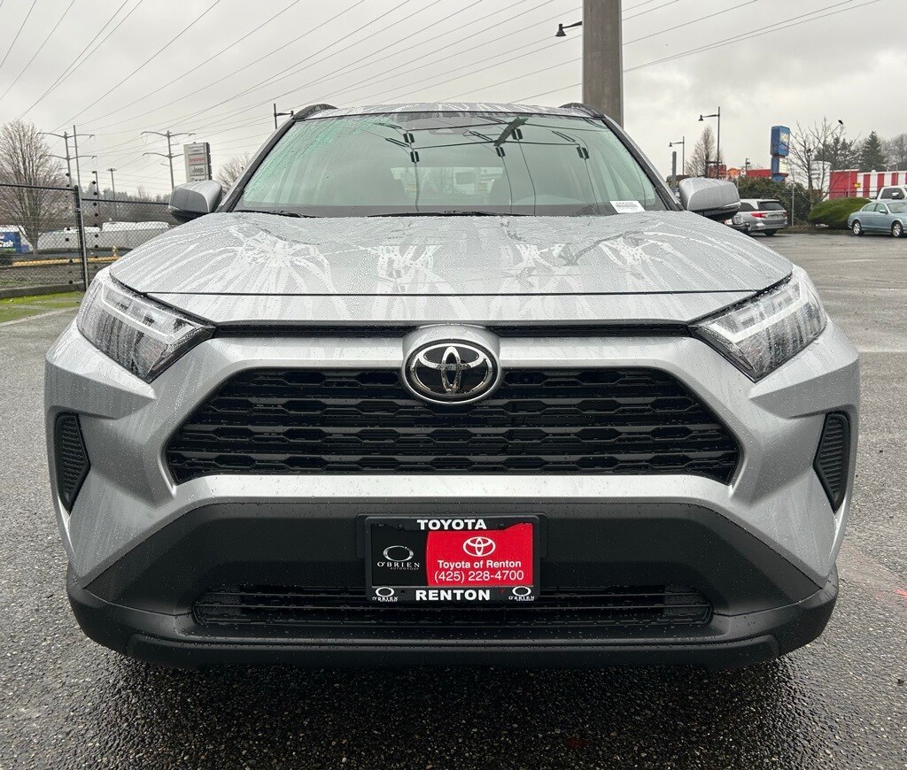 New 2025 Toyota RAV4 XLE XLE AWD SUV