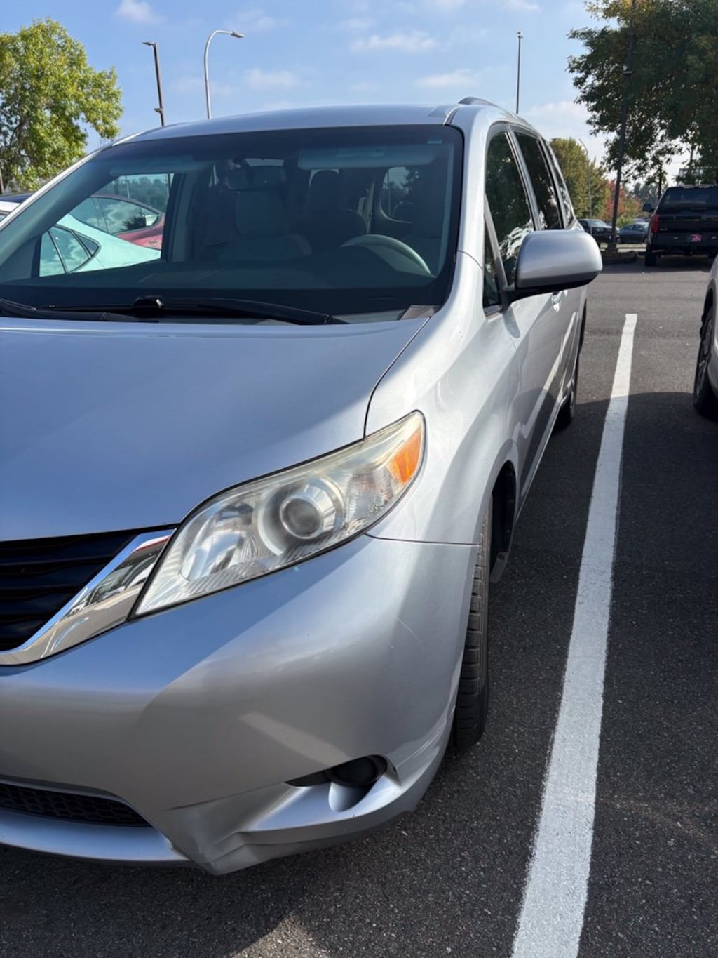 Used 2011 Toyota Sienna LE Minivan/Van