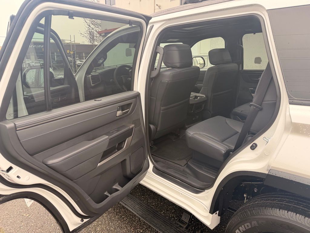 2026 Toyota Sequoia Platinum - Photo 11