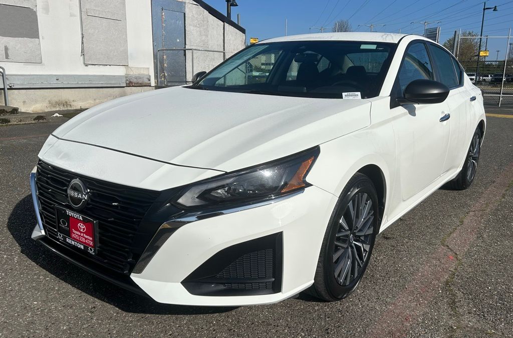 2025 Nissan Altima SV