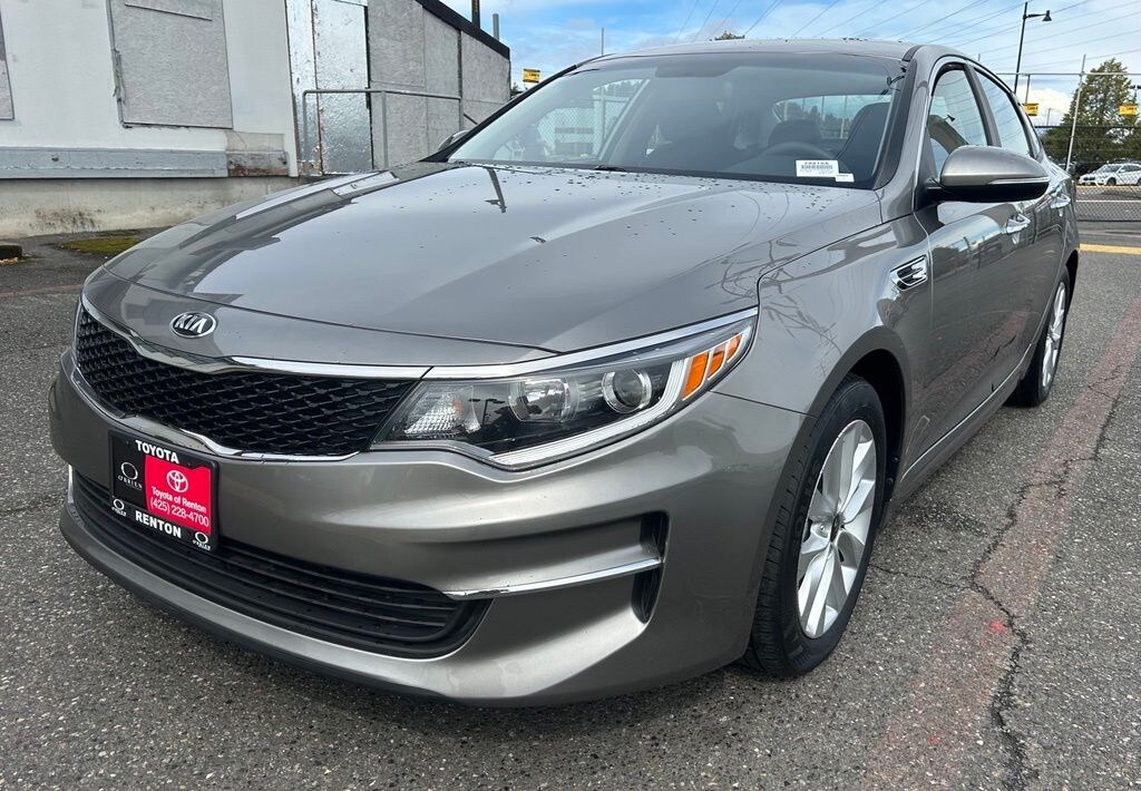 Used 2018 Kia Optima LX Sedan