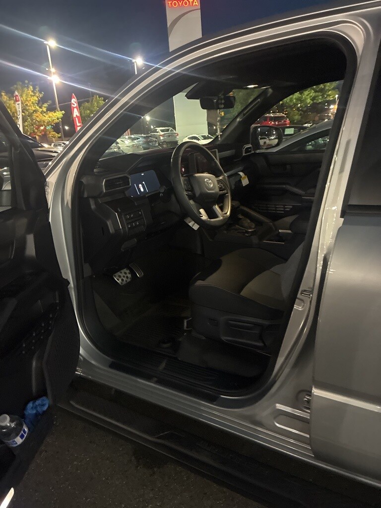 2025 Toyota 4Runner TRD Sport photo 3