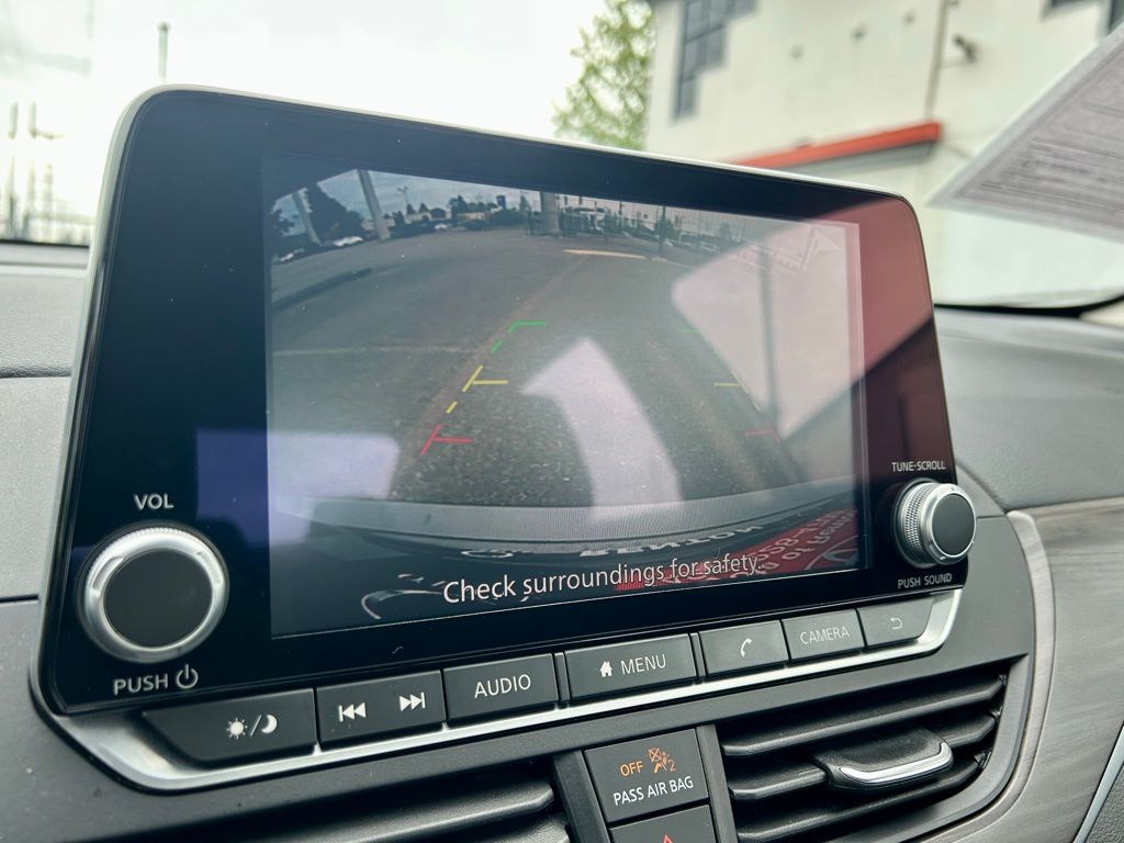 2025 Nissan Altima SV - Photo 22
