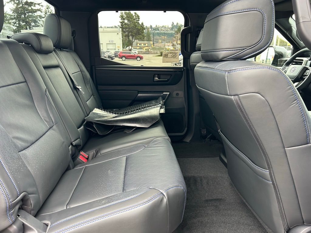 2026 Toyota Tundra Platinum - Photo 14