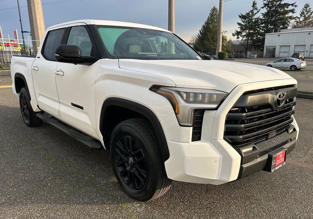 New 2026 Toyota Tundra Limited LIMITED CREWMAX 5.5