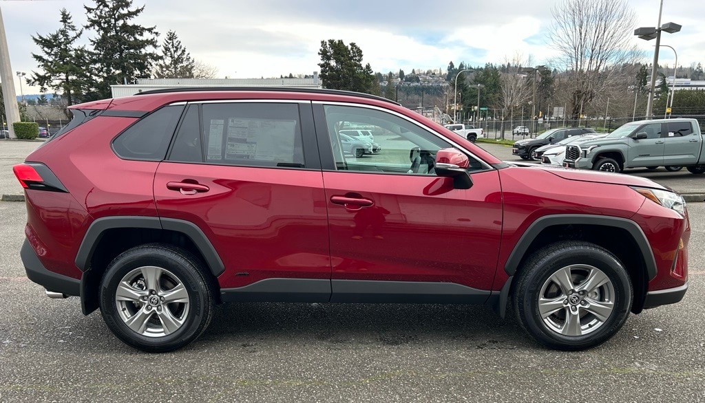 New 2025 Toyota RAV4 Hybrid XLE XLE AWD SUV