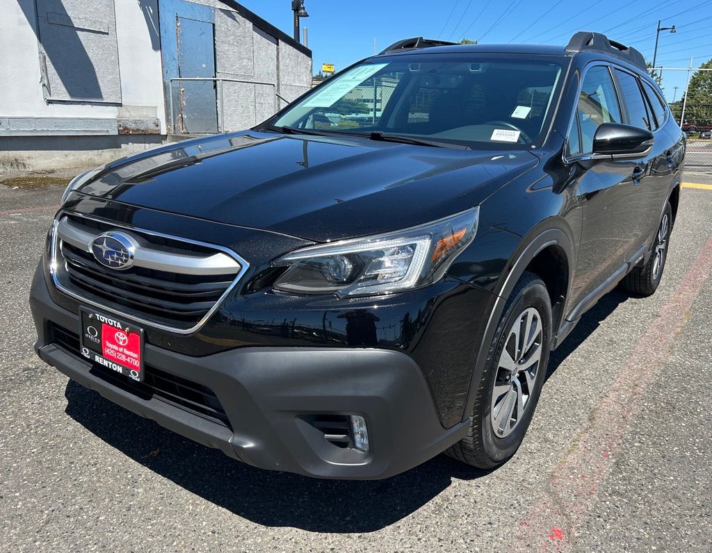 2021 Subaru Outback Premium's photo