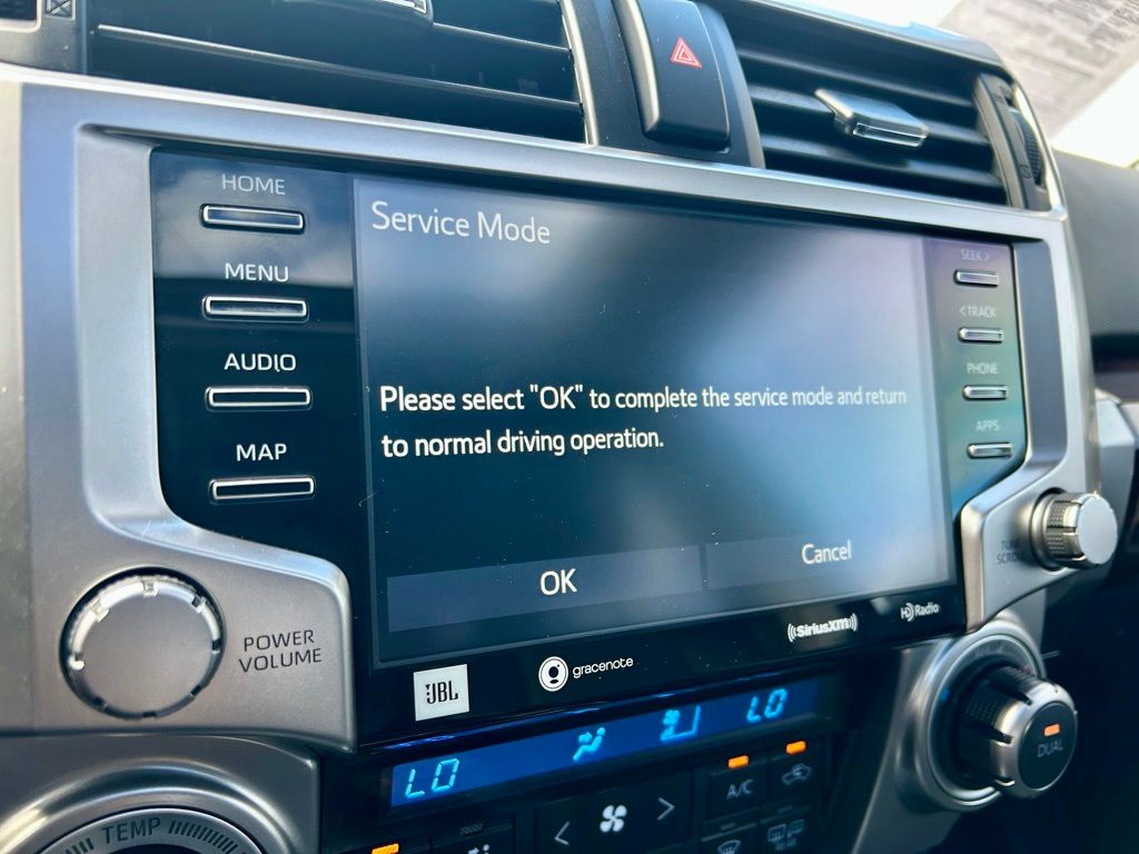 2022 Toyota 4Runner Limited - Photo 23