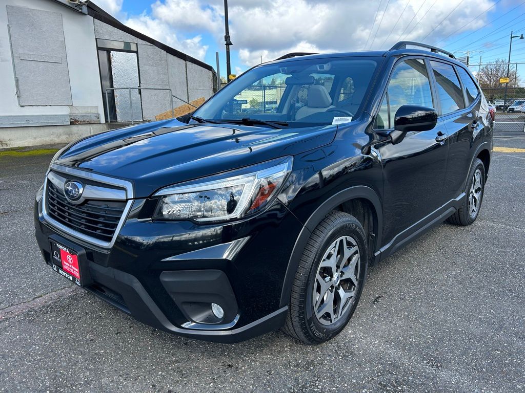 2021 Subaru Forester Premium's photo