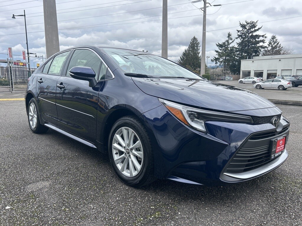 New 2026 Toyota Corolla Hybrid XLE XLE SEDAN