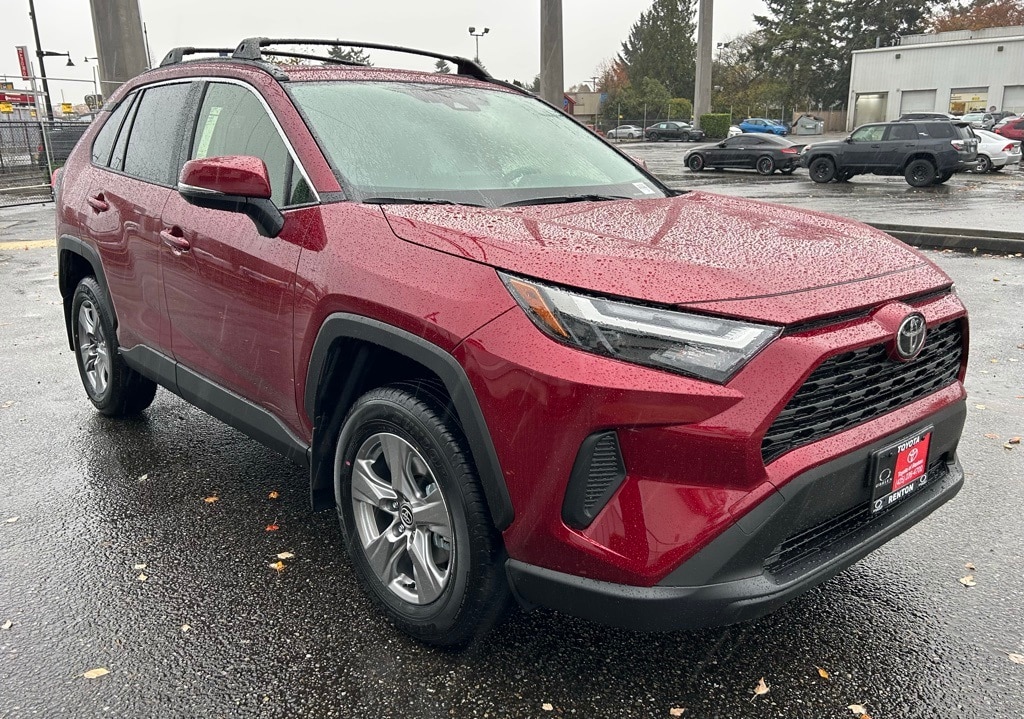 New 2025 Toyota RAV4 XLE XLE AWD SUV