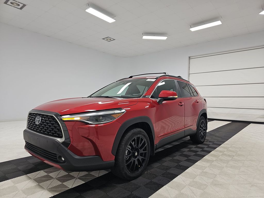 2022 Toyota Corolla Cross XLE AWD's photo