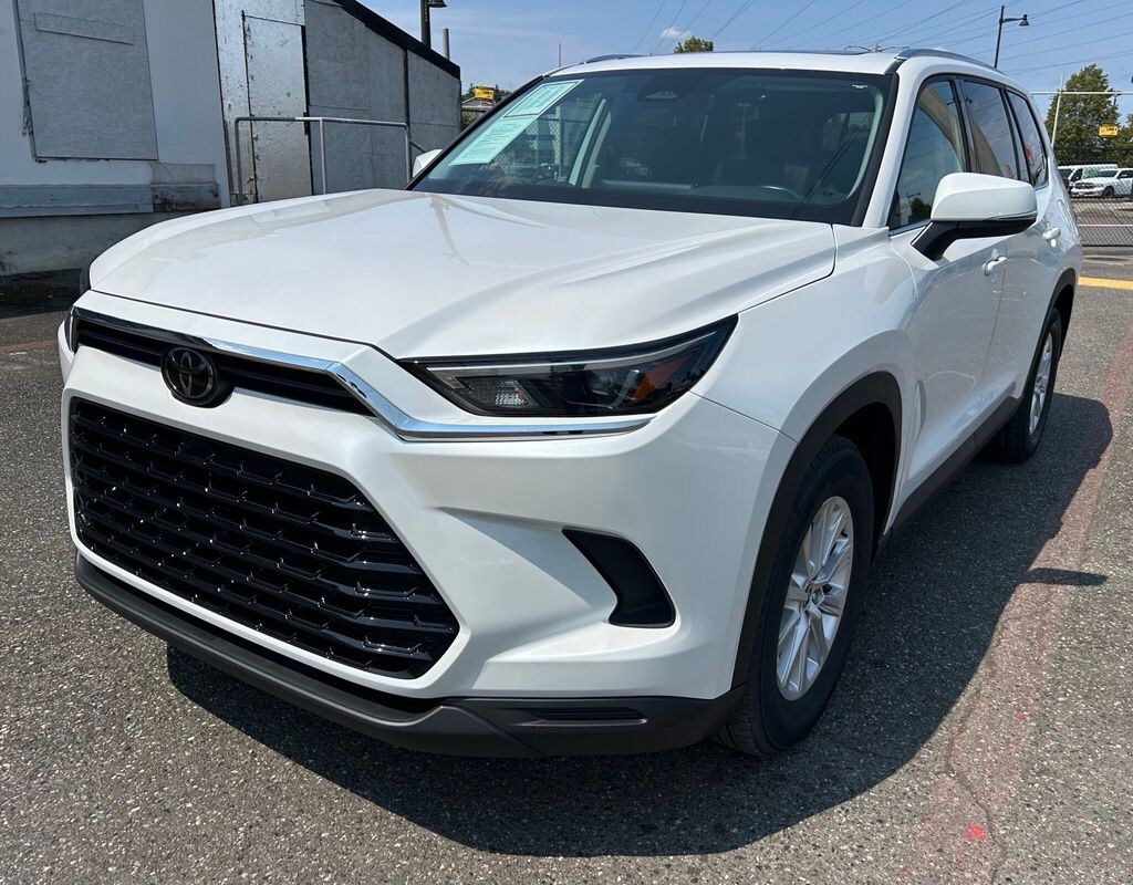 Certified 2025 Toyota Grand Highlander XLE SUV