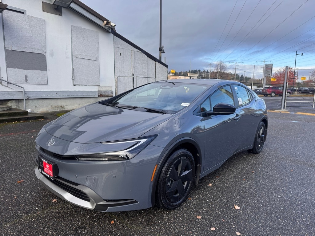 New 2026 Toyota Prius Plug-in Hybrid SE PLUG-IN HYBRID