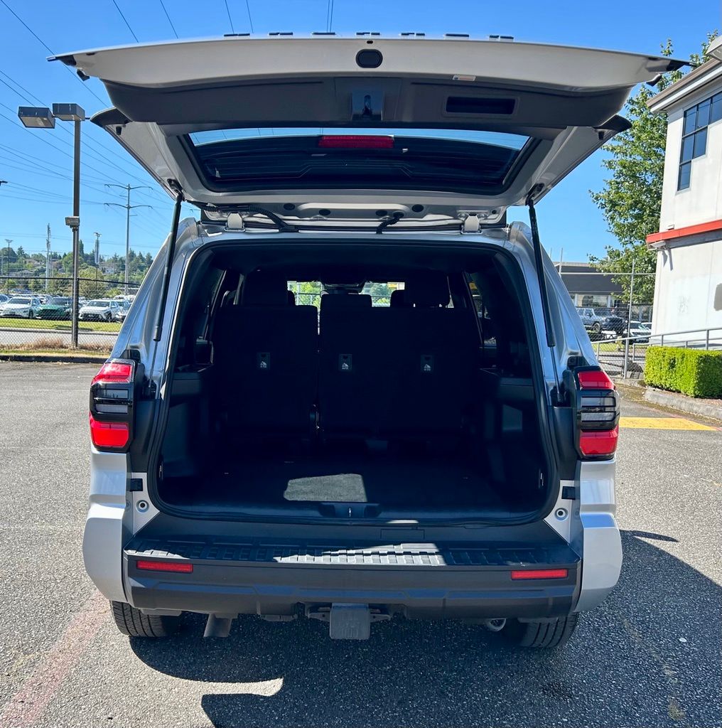 2025 Toyota 4Runner SR5 - Photo 26