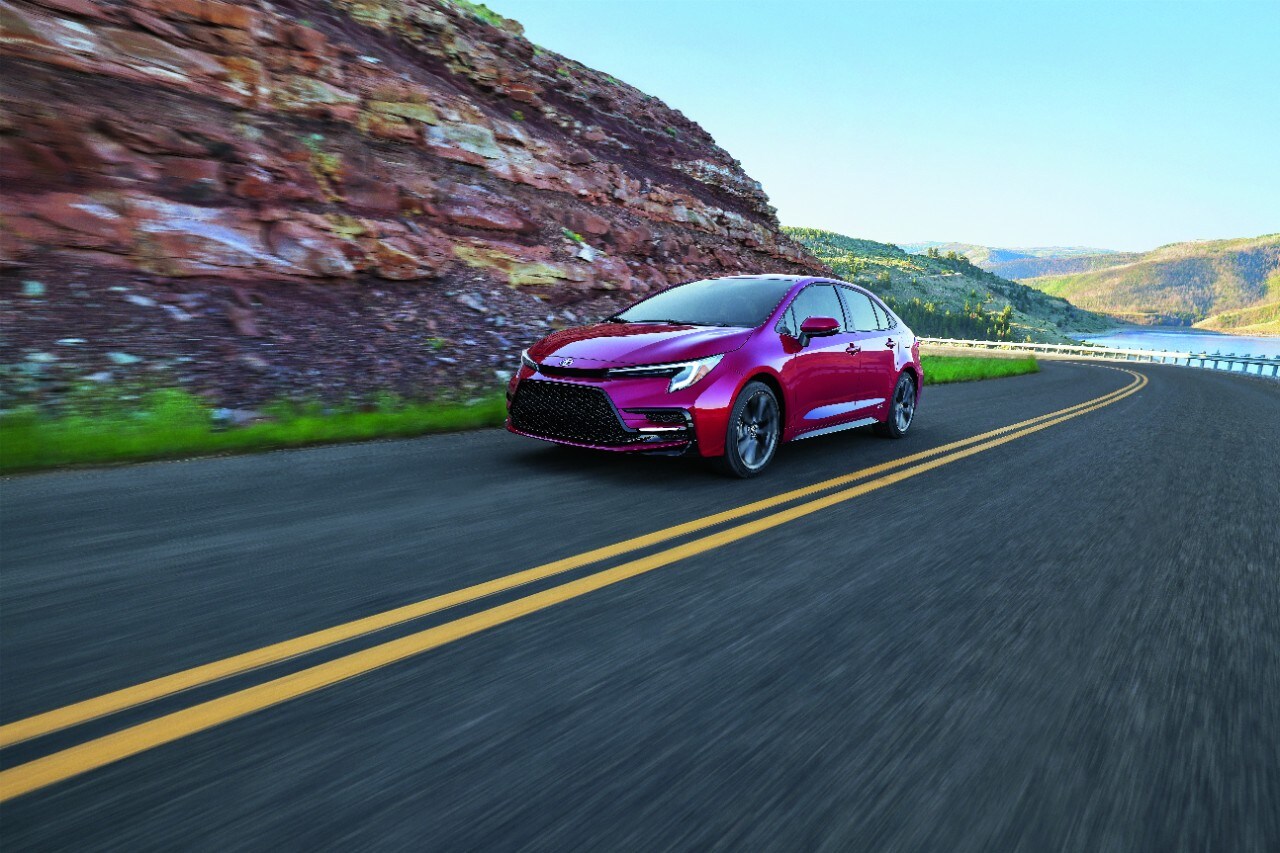 383150-my23-corolla-hybrid-se-awd%20(web).jpeg