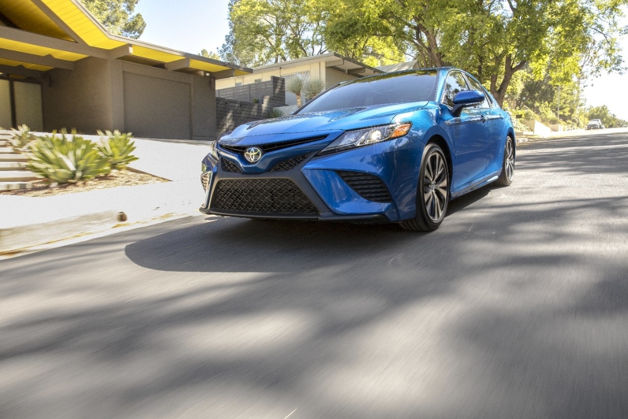 259262-18-camry-hybrid-se%20(web).jpg