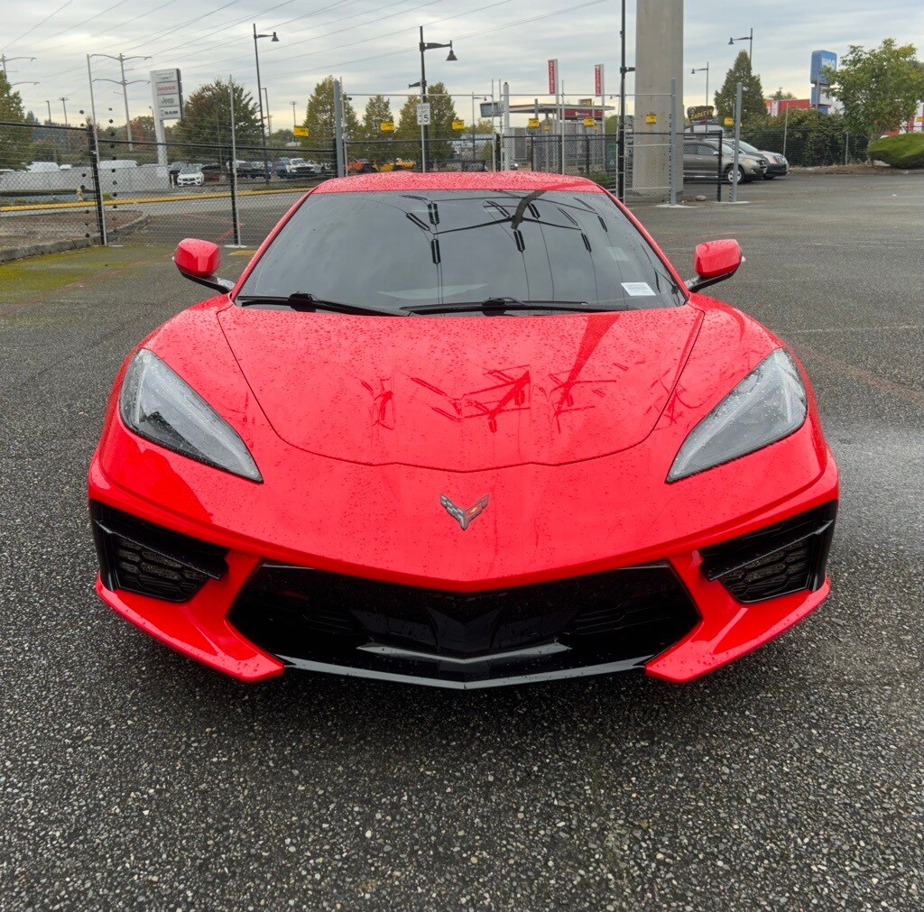 2020 Chevrolet Corvette Stingray 1LT photo 2