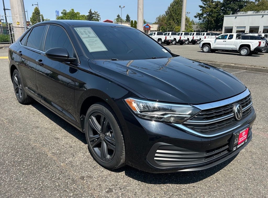 Used 2022 Volkswagen Jetta 1.5T SE Sedan
