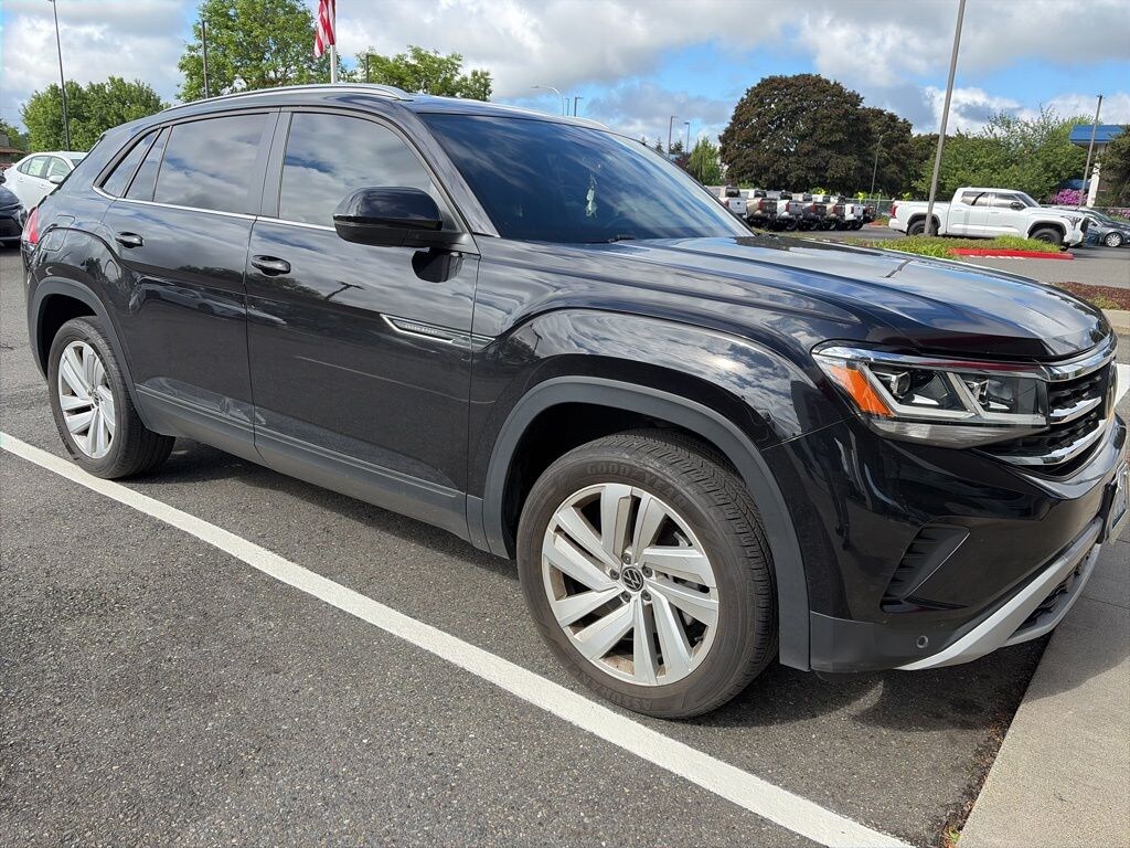 Used 2020 Volkswagen Atlas Cross Sport 3.6L V6 SE w/Technology SUV