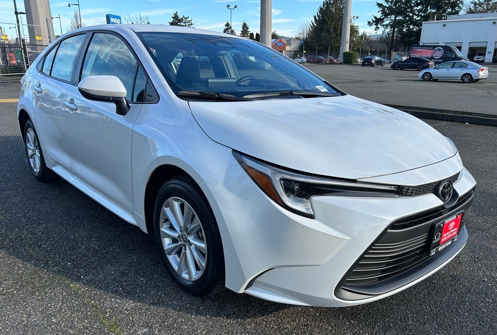 New 2026 Toyota Corolla Hybrid LE LE SEDAN