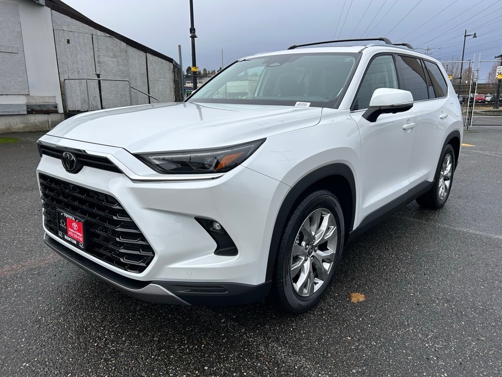 2026 Toyota Grand Highlander Limited's photo