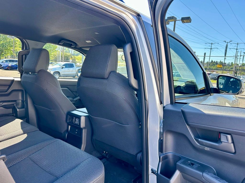 2025 Toyota 4Runner SR5 - Photo 13